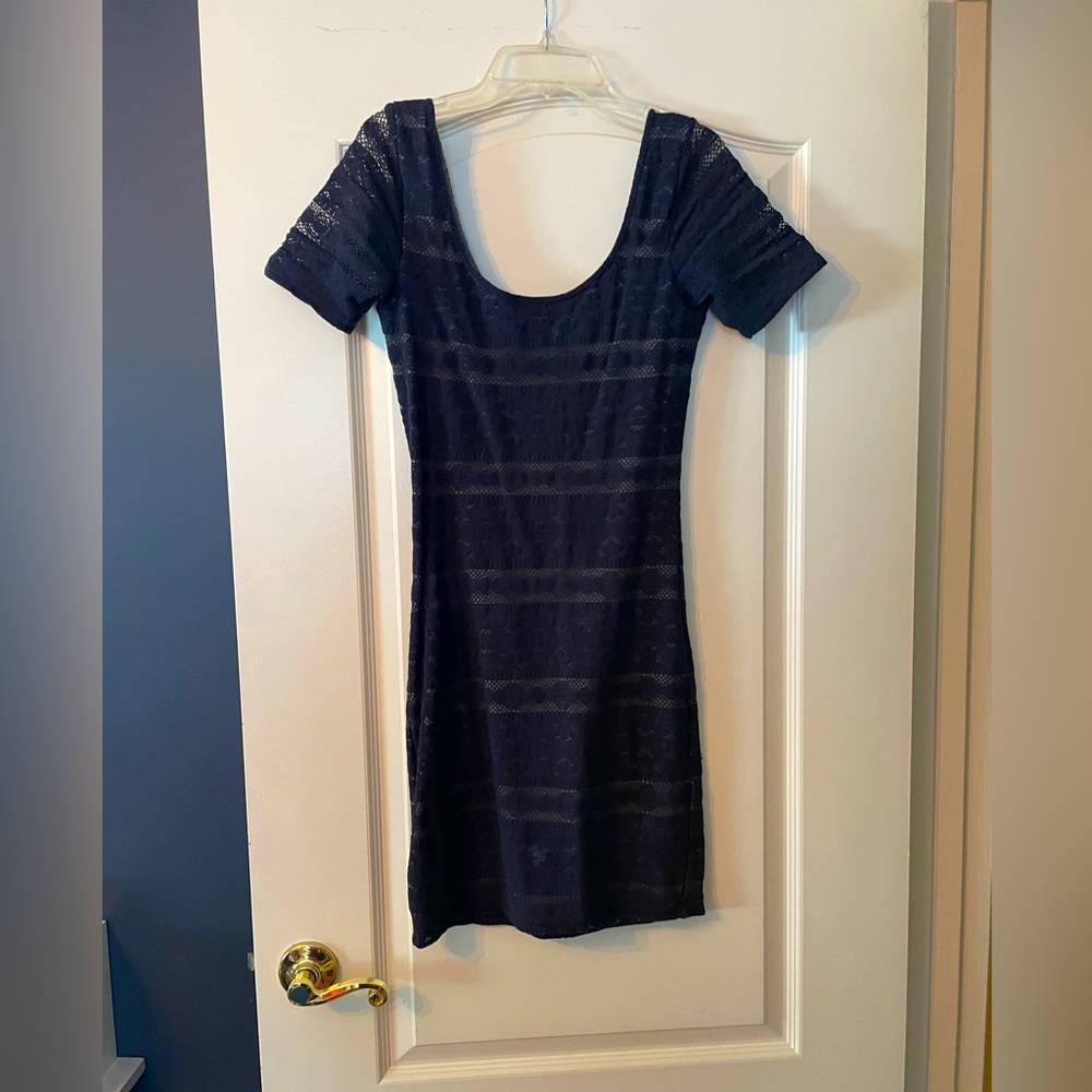 Abercrombie & Fitch Midi Navy Blue Lace Dress w Short Sleeves